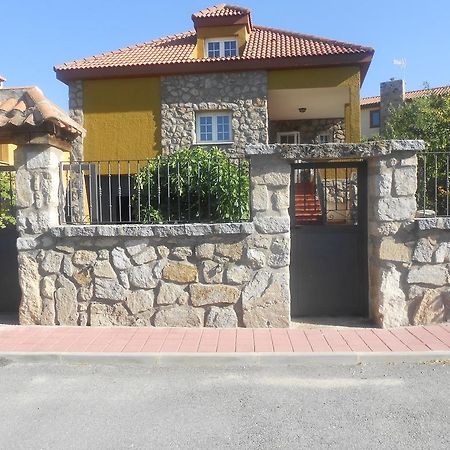 En Casa De Carlos Ortigosa del Monte المظهر الخارجي الصورة
